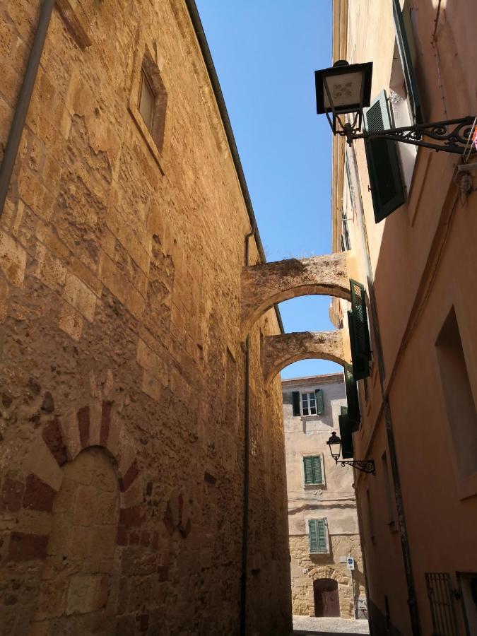 Old Town Apartment Alghero Exterior photo